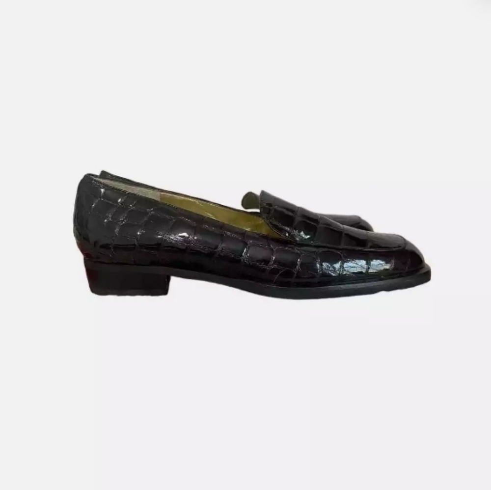 EUC Bruno Magli "Samantha" Crocodile Embossed Leather Women's Size 10 (In Box)